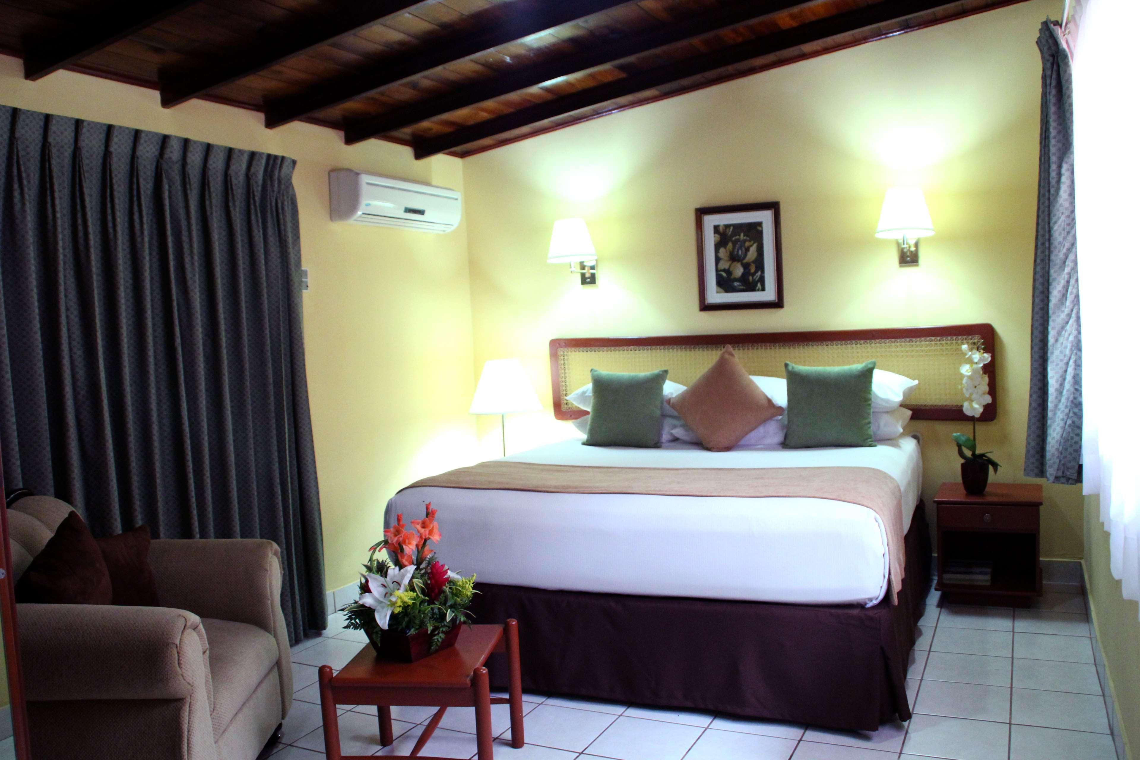 Best Western Las Mercedes Airport Managua Exterior photo