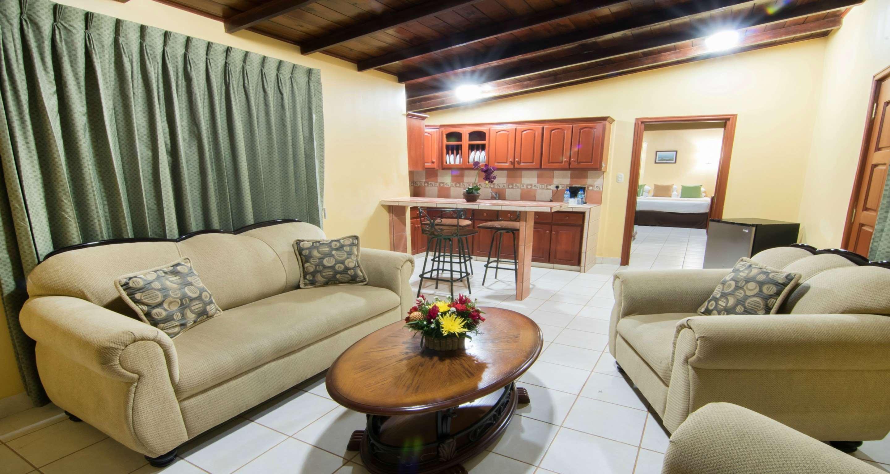 Best Western Las Mercedes Airport Managua Exterior photo